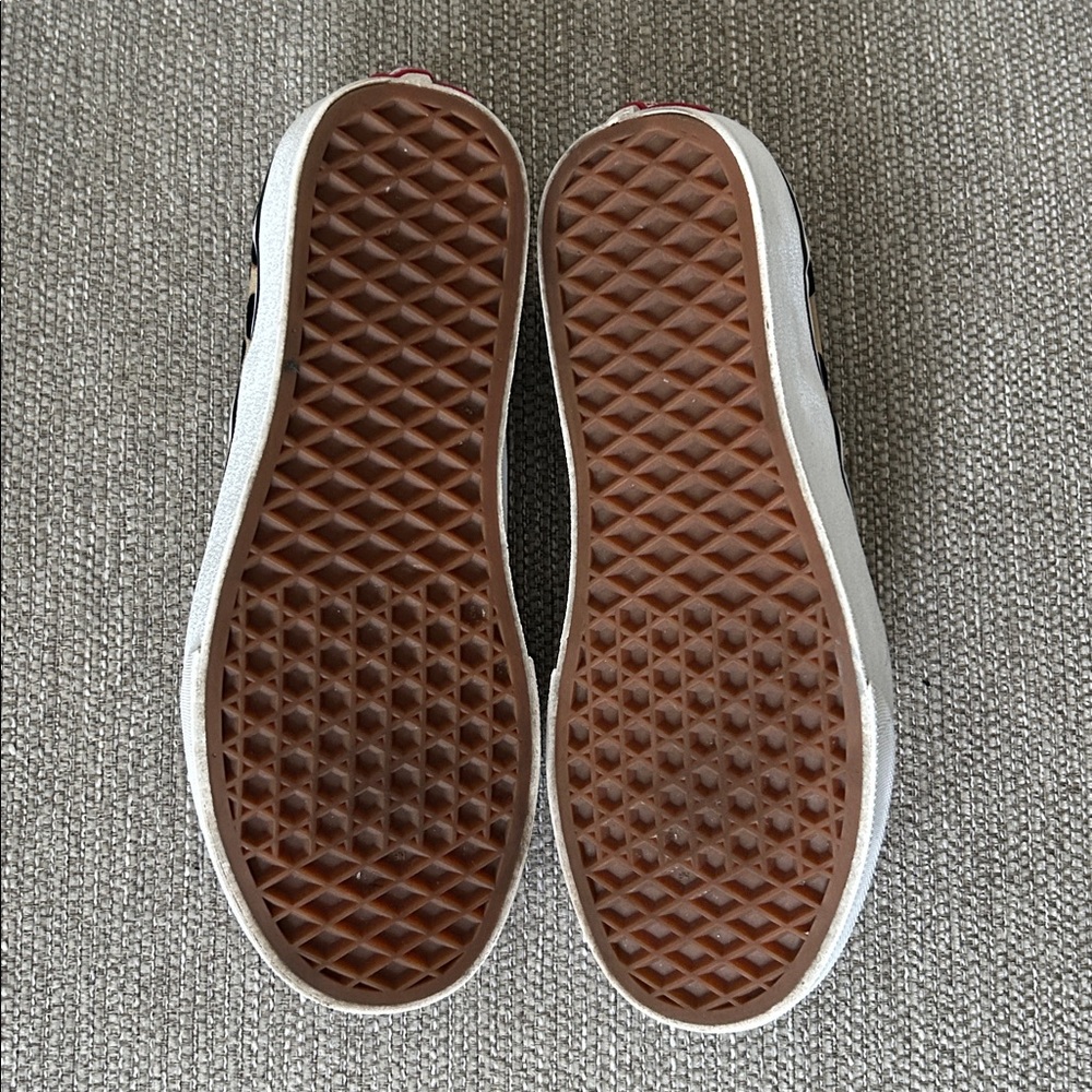 Vans Leopard Classic Slip-On Sneakers - Picture 8 of 8